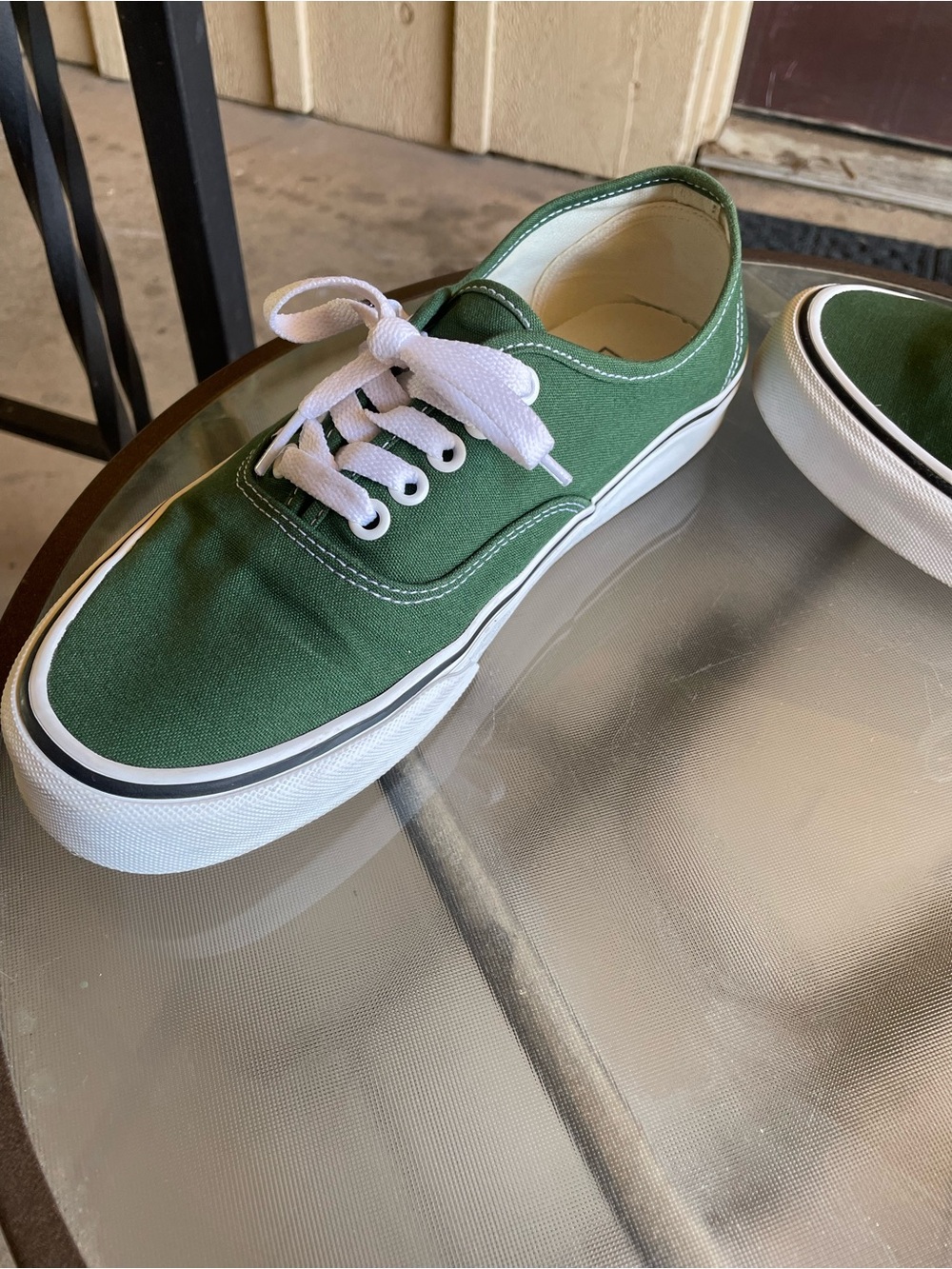 Vans Classic Low Top Sneakers Green and White - Picture 2 of 4